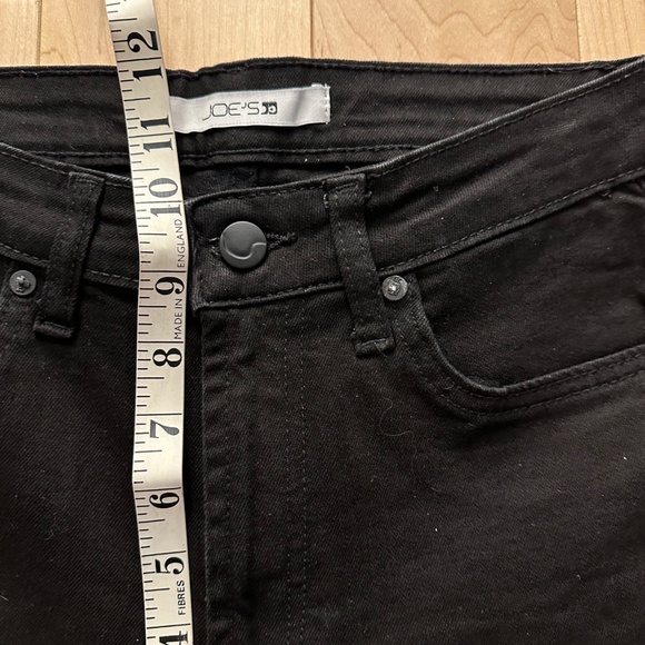 Like-New- Joe's Raw-Hem Black Flare Jeans (26) - Picture 9 of 9